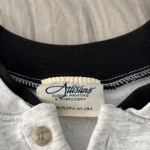 VTG Artisans Sunschein Designs Lake Bear Forest Snow Boat Y2K Sweatshirt Sz M - Picture 4 of 11